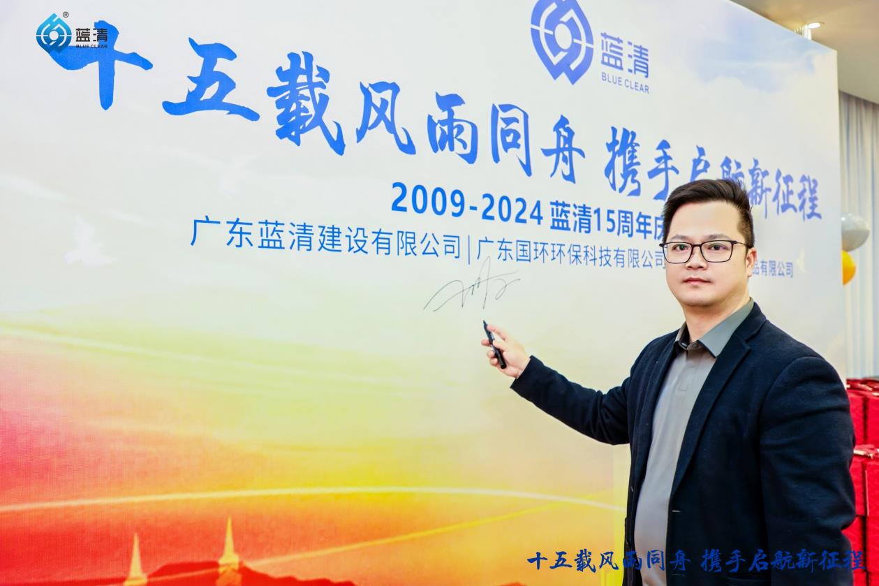 尊界V800/V680预售周报发布：丰田埃尔法的天要塌了